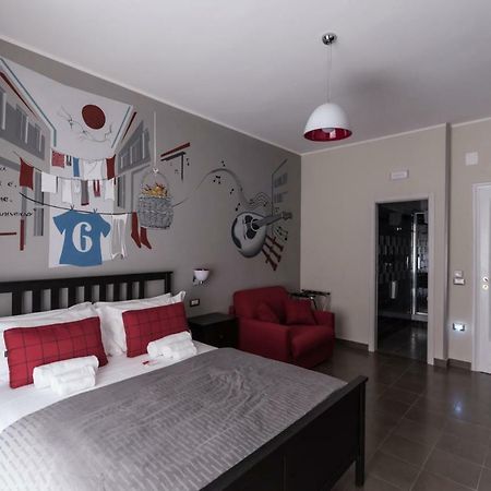 Bed And Breakfast Via Toledo 156 Naples Exterior photo